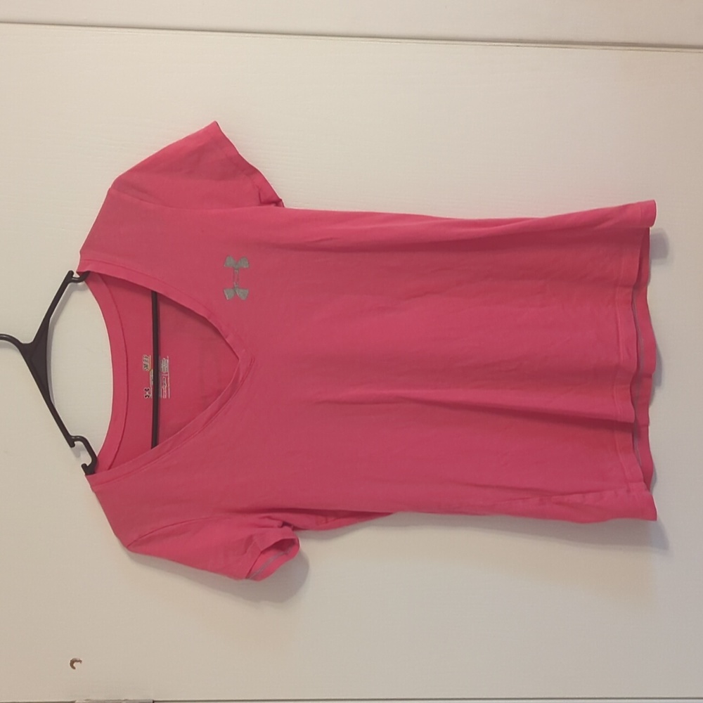 Women's fitted Under Armour T-Shirt